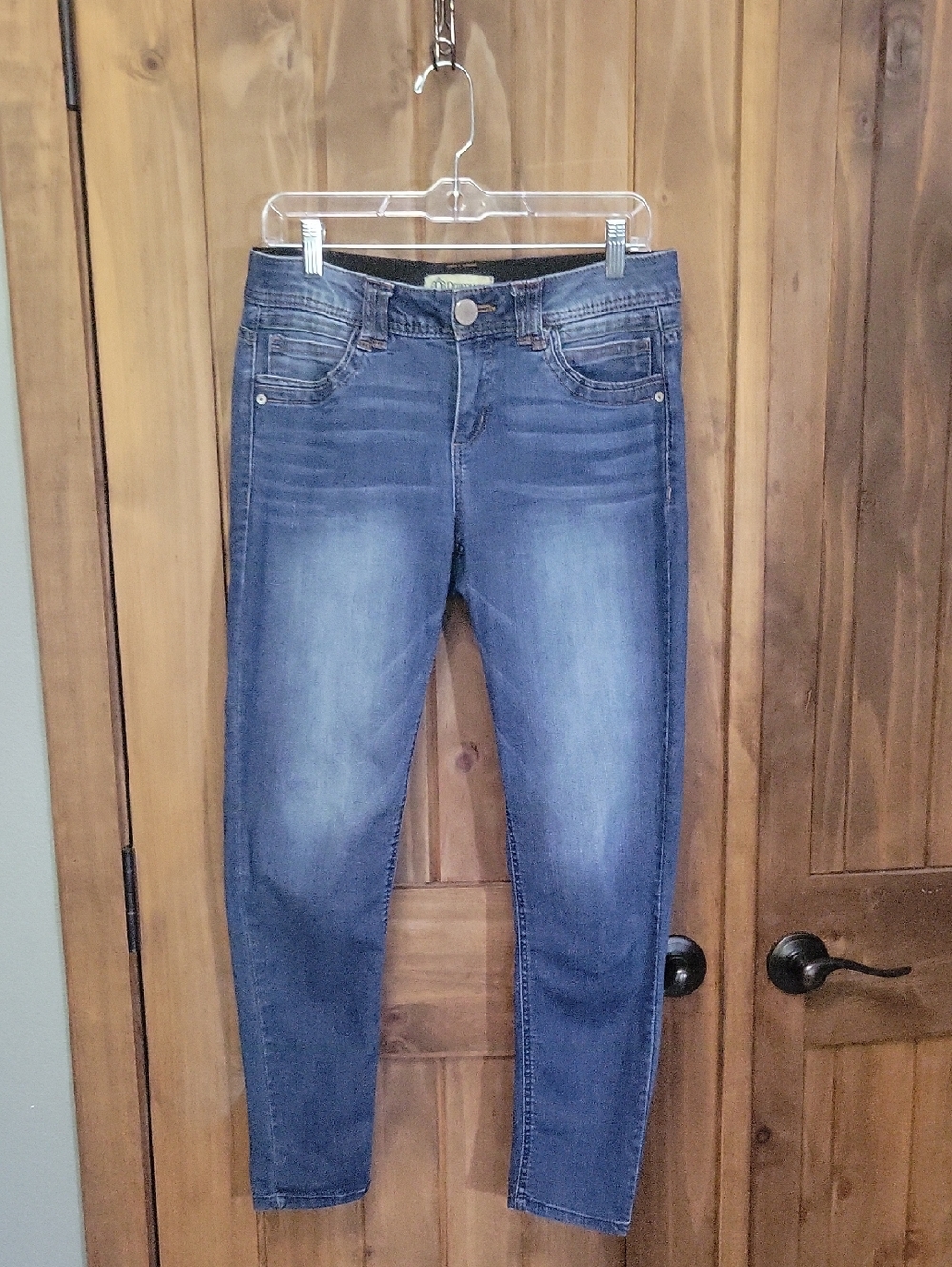 Democracy Women's Skinny Jeans in Medium Blue Wash